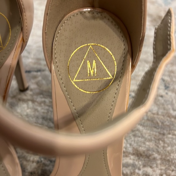 Cream l Heels - Picture 10 of 14